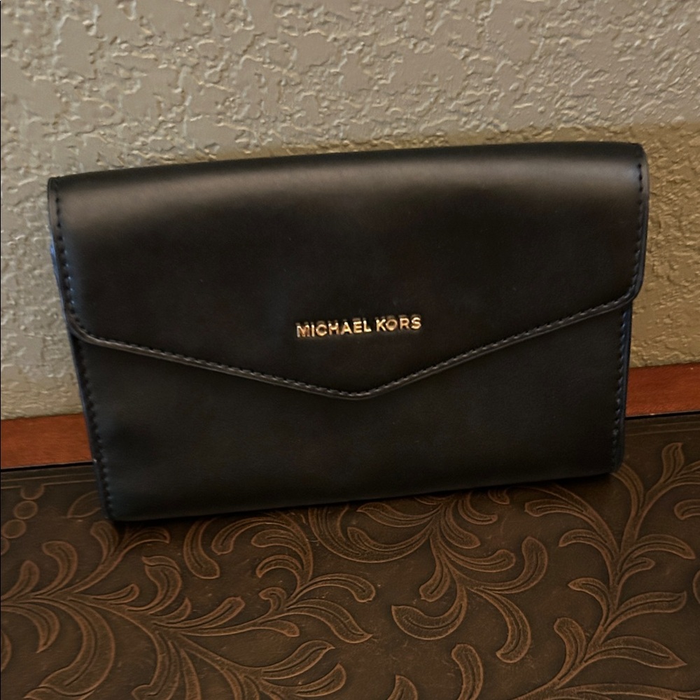Michael Kors Jet Set Travel Blk Leather Flap Envelope Clutch sku#75